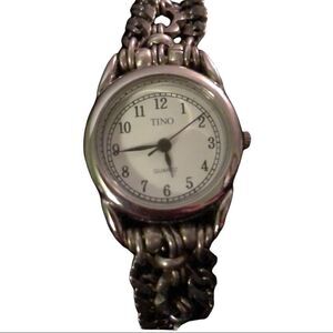 Tino Ladies Watch. Silver bracelet. GUC